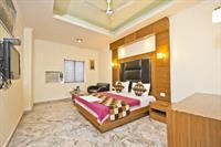 Oyo Aerocity 3*